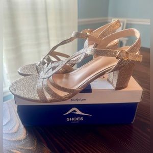 New Gold Dress Shoes. Open toe.